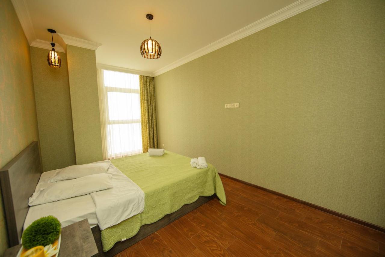 Sea Towers Suite Batumi Luaran gambar