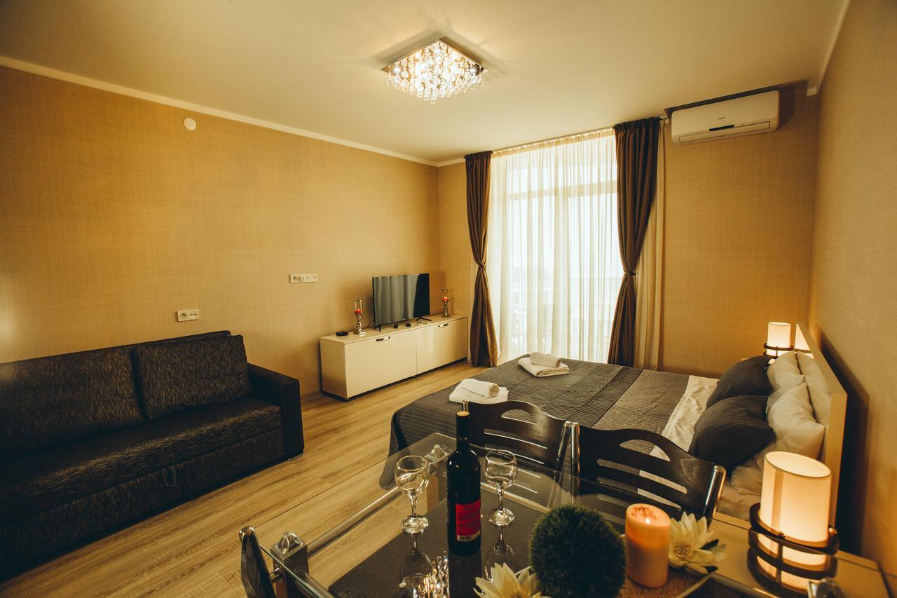 Sea Towers Suite Batumi Luaran gambar