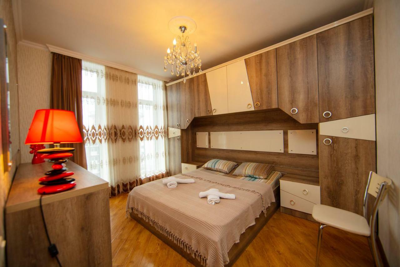 Sea Towers Suite Batumi Luaran gambar